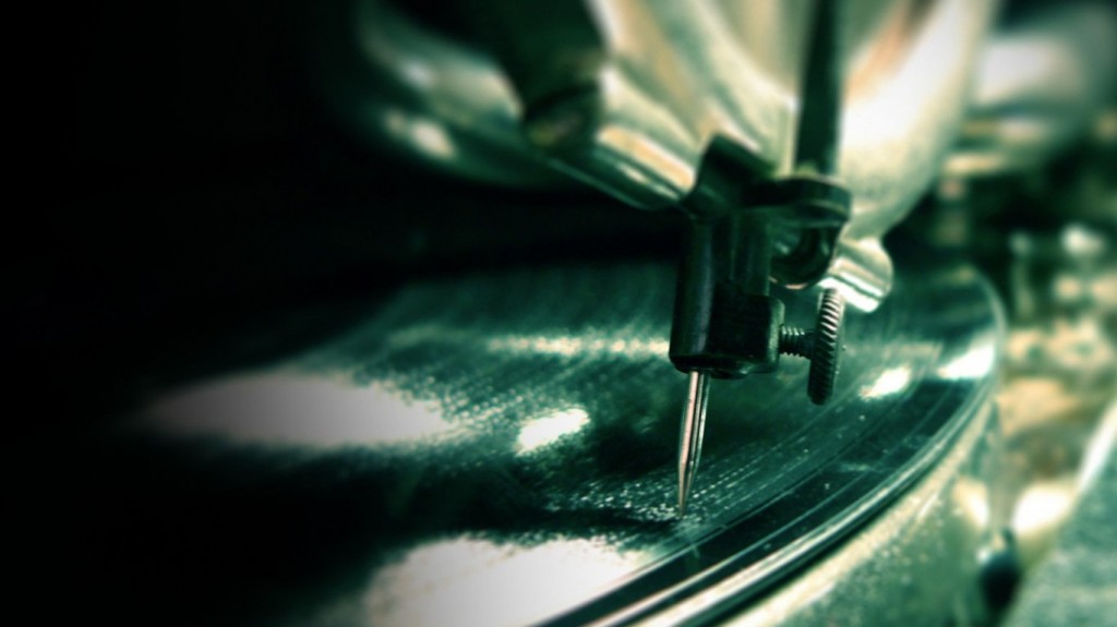 Turntable-Music-768x1366